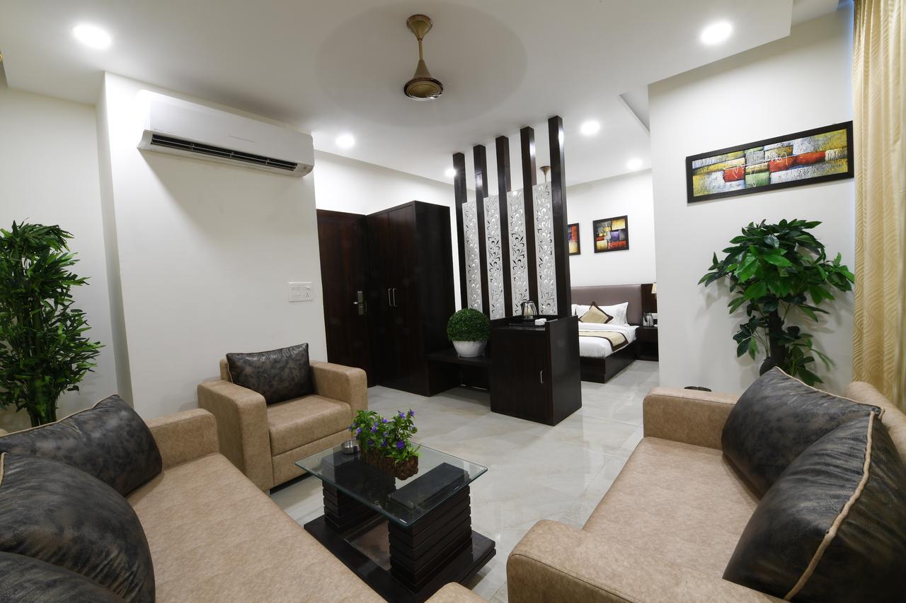 Madhav Muskan Residency Mathura Ngoại thất bức ảnh