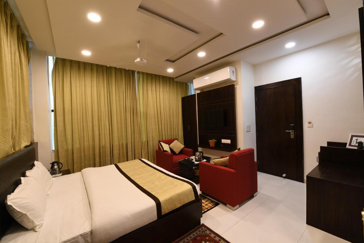 Madhav Muskan Residency Mathura Ngoại thất bức ảnh