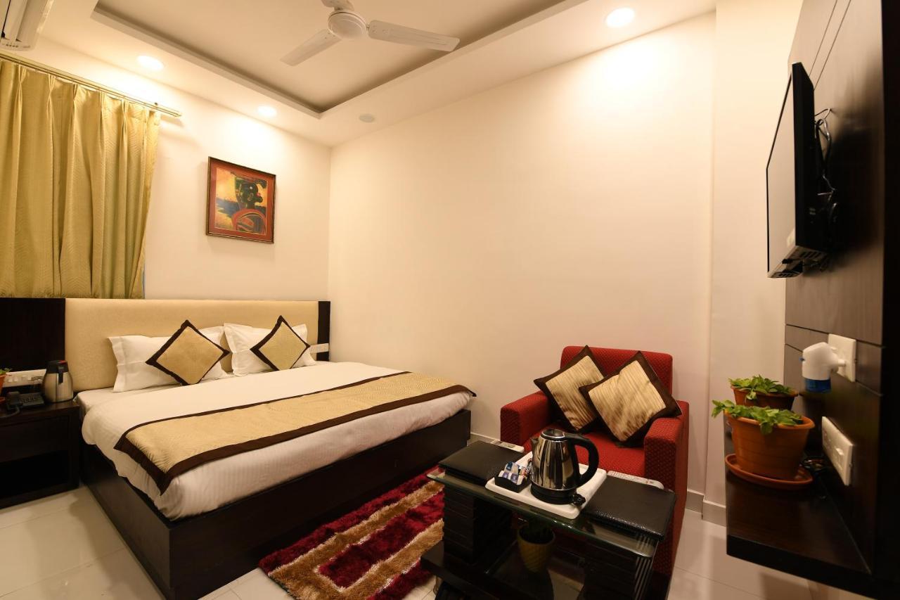 Madhav Muskan Residency Mathura Ngoại thất bức ảnh