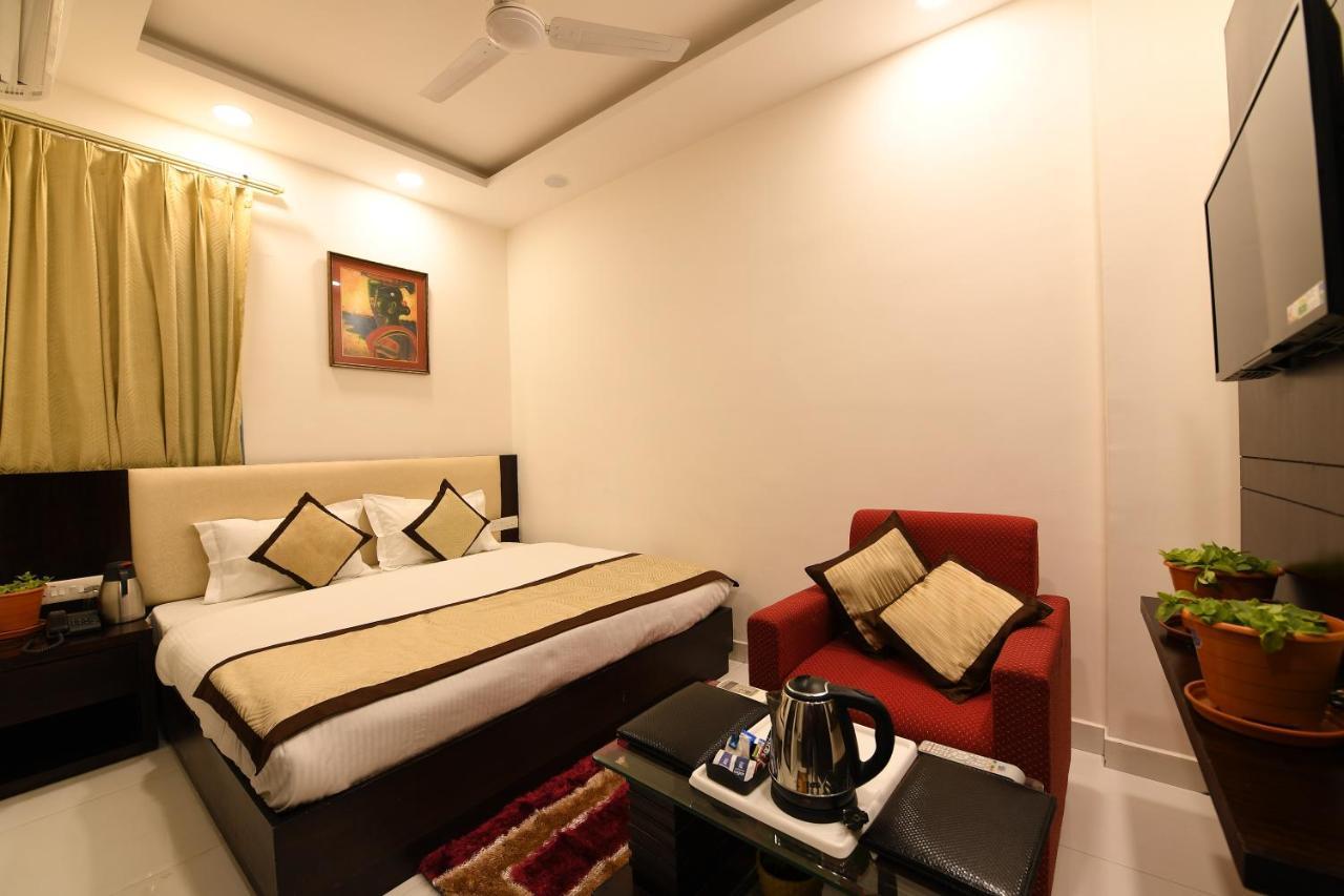 Madhav Muskan Residency Mathura Ngoại thất bức ảnh